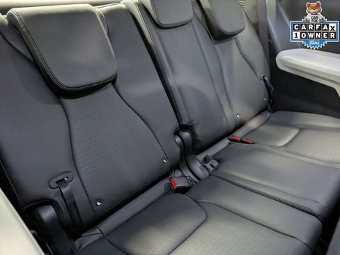 Certified 2024 Kia Carnival SX Prestige FWD image 27