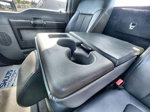 Used 2016 Ford F550 4x4 Regular Cab Super Duty image 21