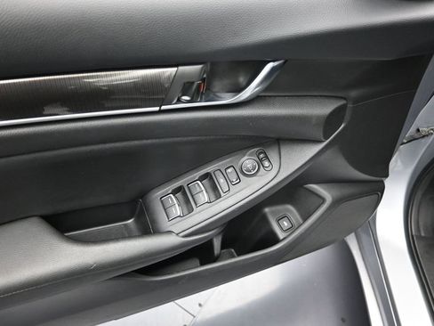 Used 2021 Honda Accord Sport image 10