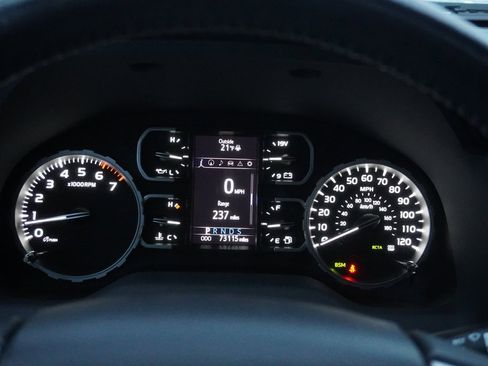 Used 2018 Toyota Tundra Platinum image 12