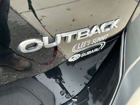 Certified 2023 Subaru Outback Limited image 6