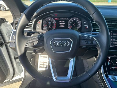 Used 2025 Audi Q8 Premium Plus image 15