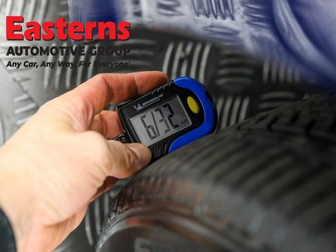 Used 2023 Nissan Leaf S image 25