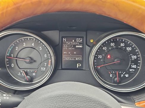 Used 2012 Jeep Grand Cherokee Overland AWD/4WD image 21