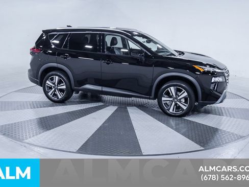 Used 2026 Nissan Rogue SL FWD image 13