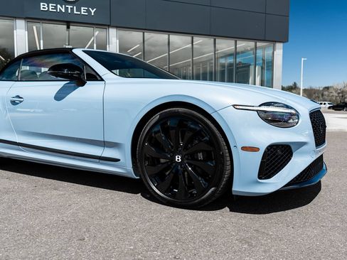 Certified 2026 Bentley Continental GTC AWD/4WD image 18