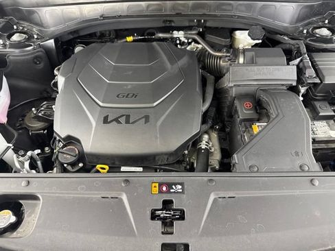 Certified 2025 Kia Telluride LX FWD image 19