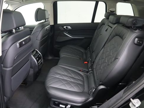 New 2026 BMW X7 xDrive40i image 22