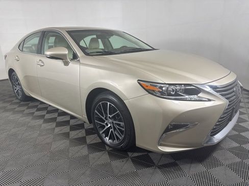 Used 2017 Lexus ES 350 w/ Navigation System Package image 1