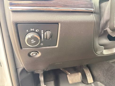 Used 2021 Jeep Grand Cherokee Overland w/ Protech Group AWD/4WD image 17