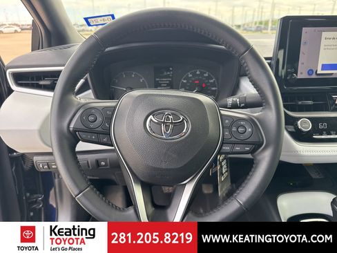 Certified 2024 Toyota Corolla SE w/ SE Package image 18