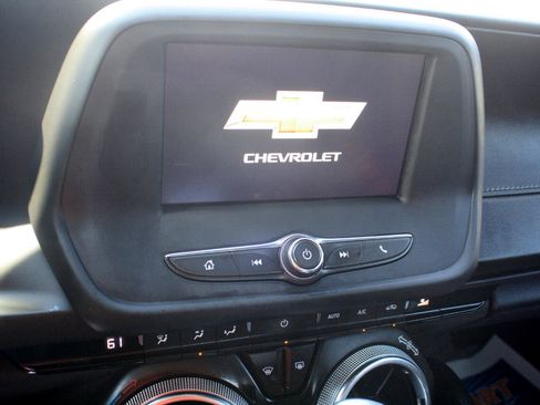 Used 2021 Chevrolet Camaro LT image 26