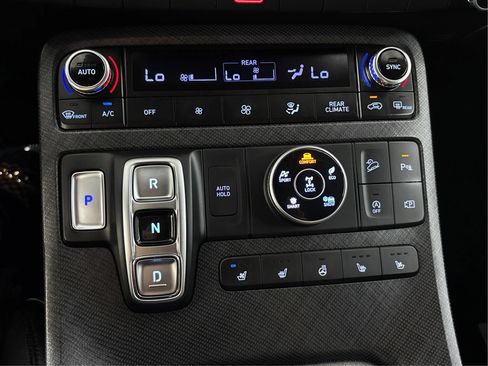 Used 2023 Hyundai Palisade Limited AWD/4WD image 37