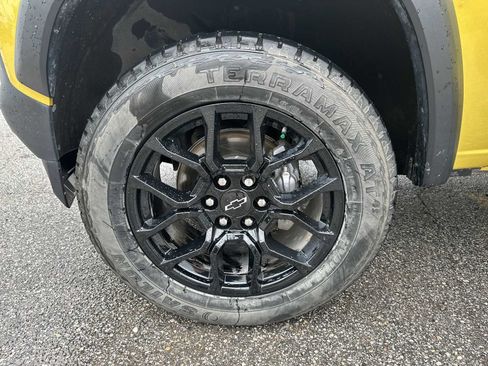 Certified 2023 Chevrolet Colorado Trail Boss w/ LPO, Dark Essentials Package AWD/4WD image 12