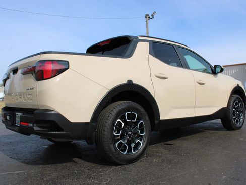 Used 2022 Hyundai Santa Cruz SEL Premium w/ Cargo Package image 4