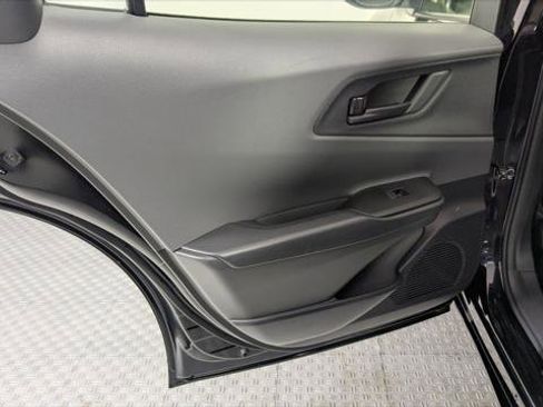 Used 2024 Toyota Prius LE image 12