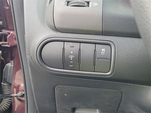 Used 2017 Kia Forte LX image 19