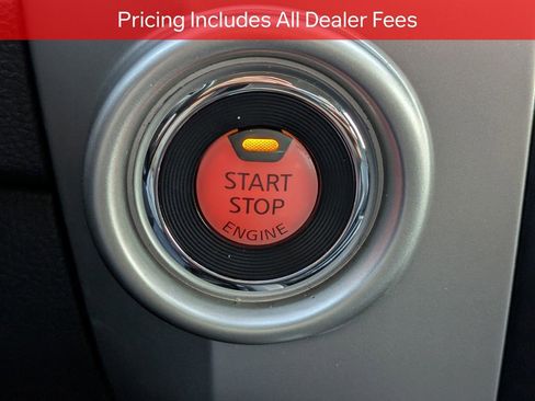 Used 2017 Nissan Titan SL w/ SL Towing Convenience Package RWD image 30