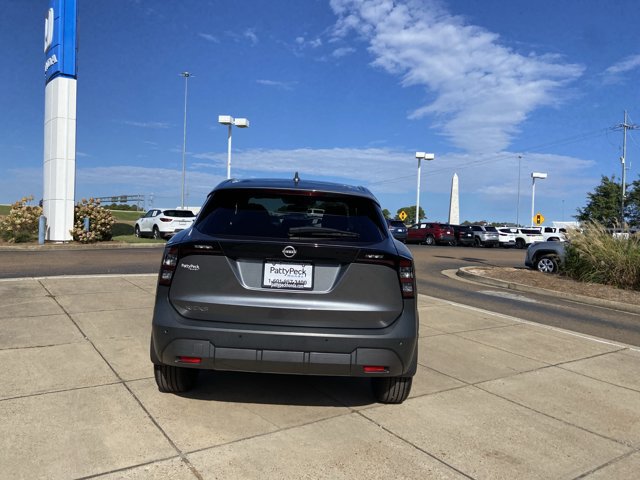 Used 2025 Nissan Kicks SV FWD image 10