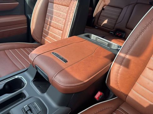 New 2026 GMC Sierra 2500 Denali Ultimate AWD/4WD image 37