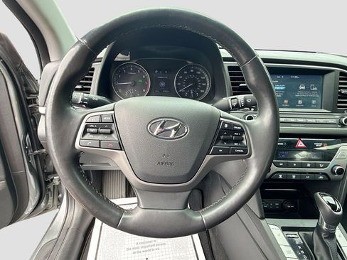 Used 2017 Hyundai Elantra Value Edition w/ Cargo Package FWD image 14