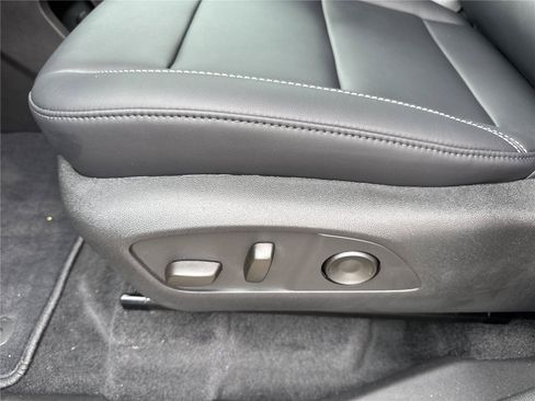 New 2026 GMC Acadia Elevation w/ Elevation Premium Package FWD image 12