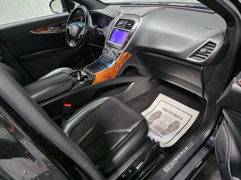 Used 2019 Lincoln Nautilus Reserve AWD/4WD image 7