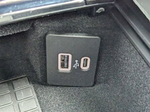 New 2026 Lincoln Corsair Reserve image 22