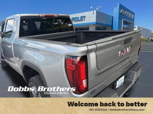 Used 2025 GMC Sierra 1500 AT4 AWD/4WD image 38