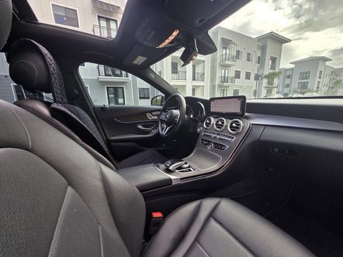 Used 2019 Mercedes-Benz C 300 Sedan image 43