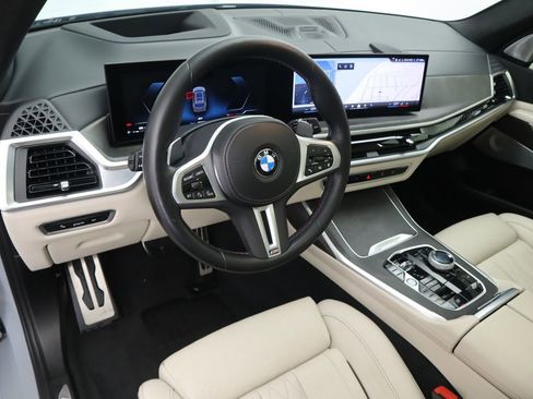 Used 2024 BMW X7 M60i w/ Executive Package image 9