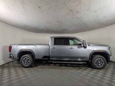 New 2026 GMC Sierra 2500 SLE w/ SLE Value Package; AWD/4WD image 6