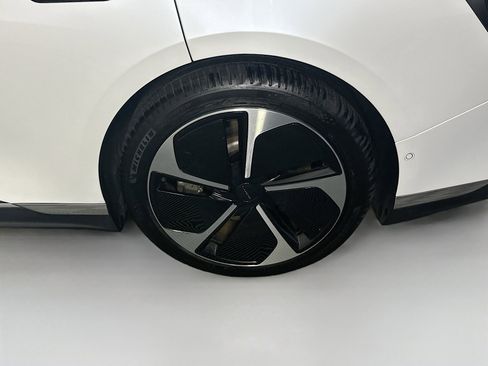 Used 2023 Lucid Air Pure image 11