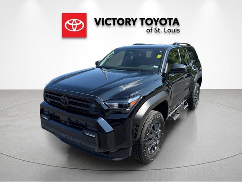 Used 2026 Toyota 4Runner SR5 AWD/4WD image 7