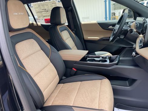 New 2026 Chevrolet Equinox ACTIV w/ Convenience Package III image 18