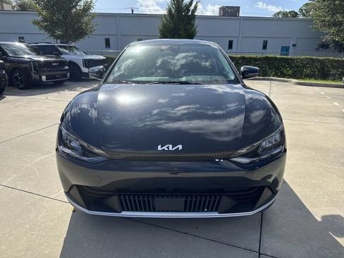 Certified 2024 Kia EV6 Light RWD image 12