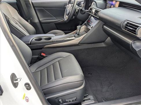 Used 2018 Lexus IS 300 F Sport w/ F Sport Package RWD image 22