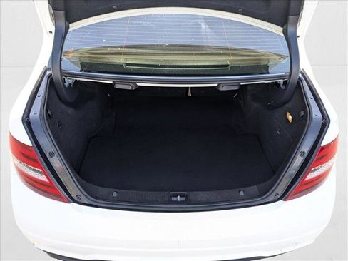 Used 2014 Mercedes-Benz C 250 Sedan image 6