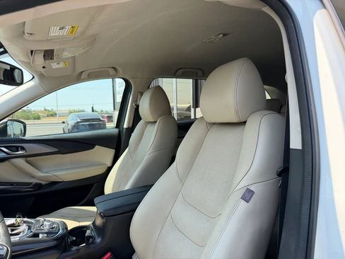 Used 2016 MAZDA CX-9 Touring FWD image 20