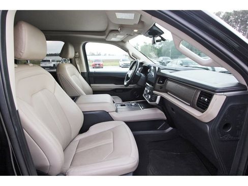 Certified 2024 Ford Expedition Max Limited image 29