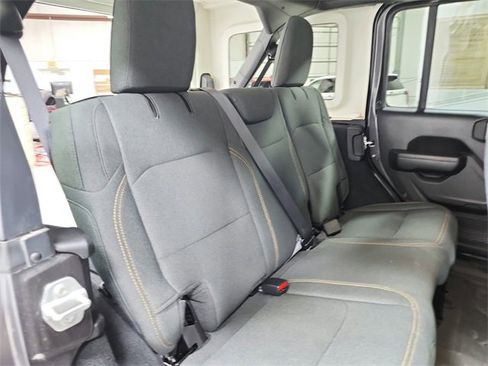Used 2024 Jeep Wrangler Willys image 41