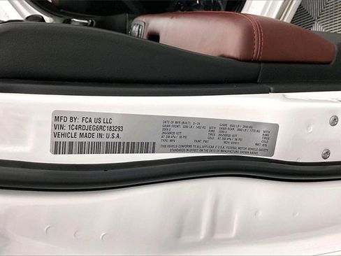 Used 2024 Dodge Durango Citadel image 39