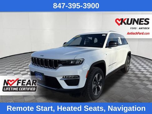 Used 2024 Jeep Grand Cherokee Limited 4xe image 3