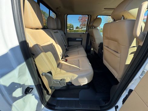 Used 2013 Ford F250 Lariat w/ Lariat Ultimate Pkg image 18