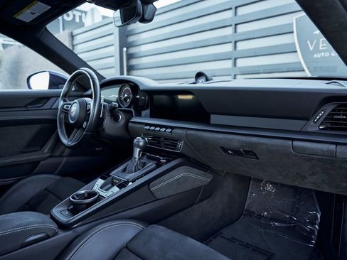 Used 2023 Porsche 911 GT3 image 44