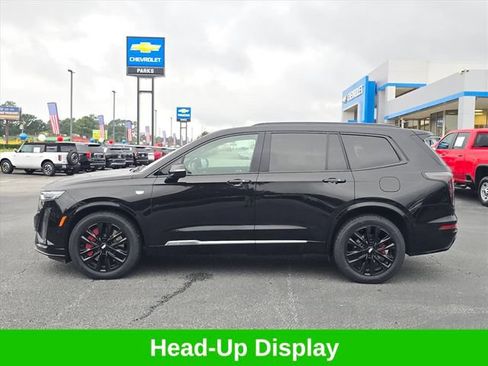 Used 2022 Cadillac XT6 Sport w/ Platinum Package AWD/4WD image 12