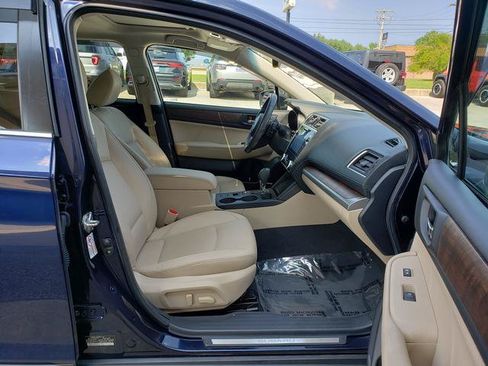 Used 2018 Subaru Outback 2.5i Limited AWD/4WD image 17