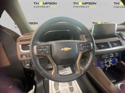 Used 2023 Chevrolet Tahoe High Country AWD/4WD image 12