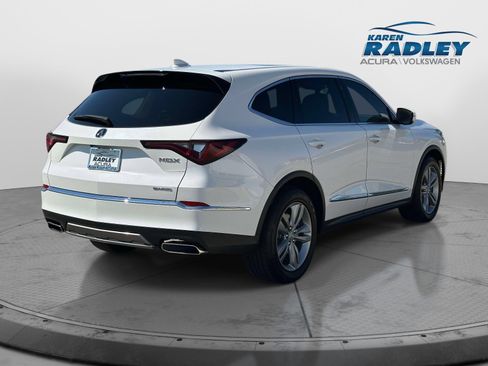 Used 2025 Acura MDX SH-AWD image 2