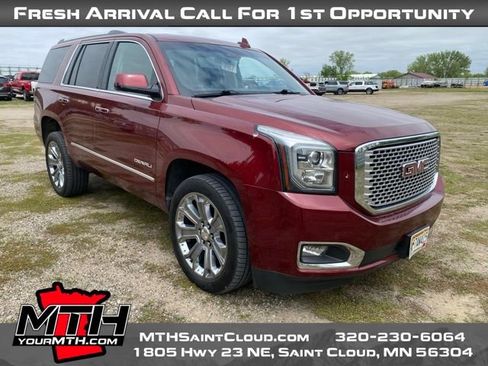 Used 2017 GMC Yukon Denali w/ Open Road Package AWD/4WD image 2